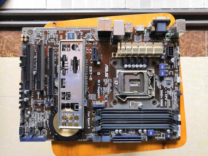 z97有必要上m2固态硬盘吗？z97不寂寞了,m2 ssd到手实测？-第5张图片-优品飞百科