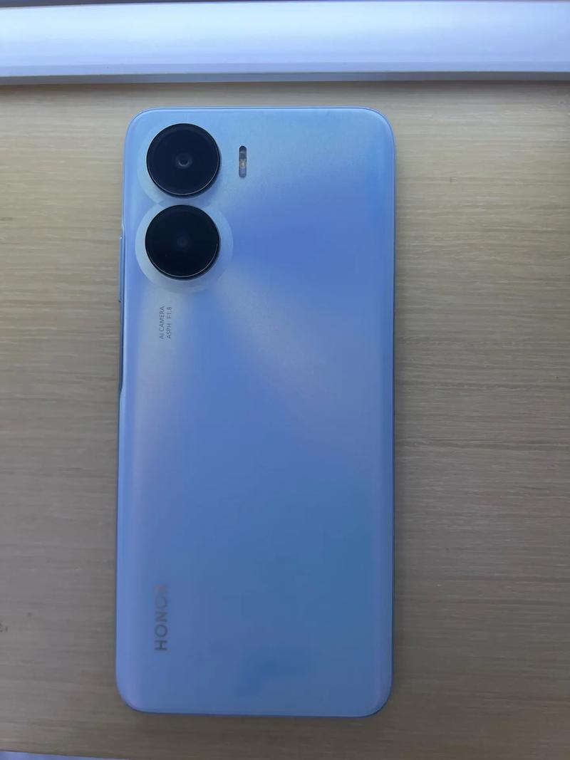 荣耀40plus怎么样，华为荣耀40pro怎么样,值得入手吗