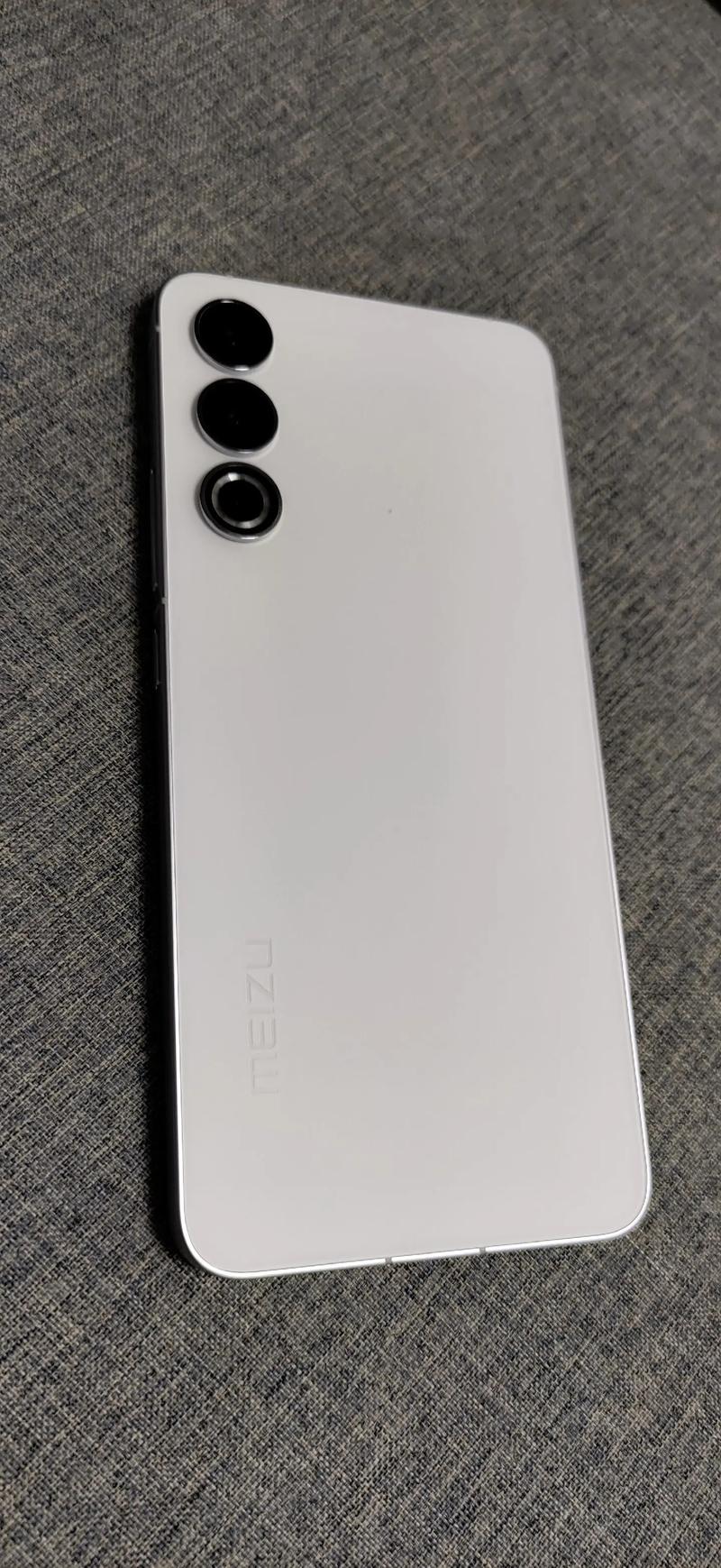 魅蓝note3外屏多少钱？魅蓝note手机屏幕多少钱？-第1张图片-优品飞百科