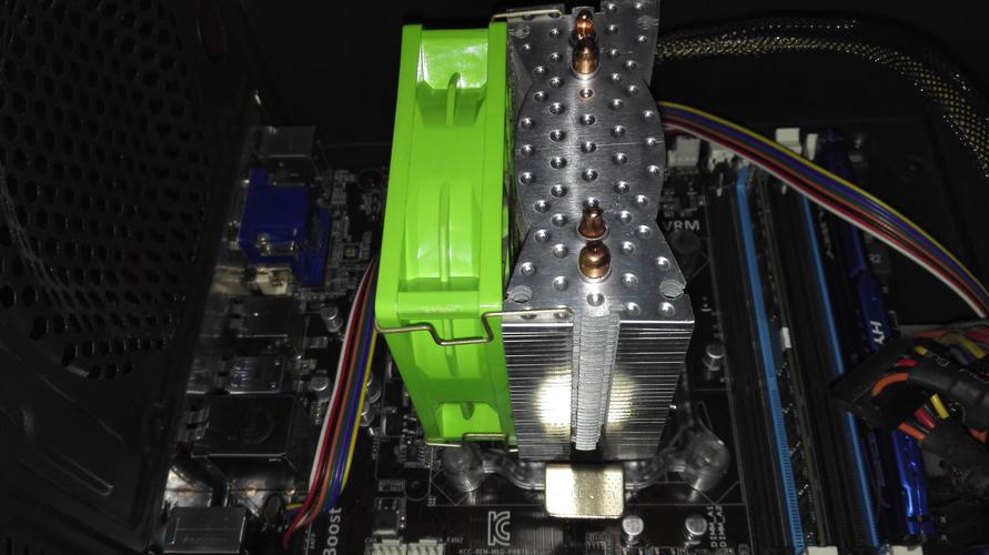 竖起来的cpu风扇怎么拆，竖着的cpu风扇怎么拆-第3张图片-优品飞百科