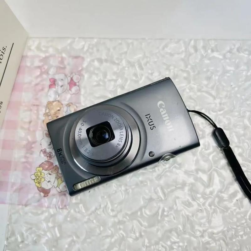 佳能ixus95hs什么样子？佳能数码相机ixus95is？