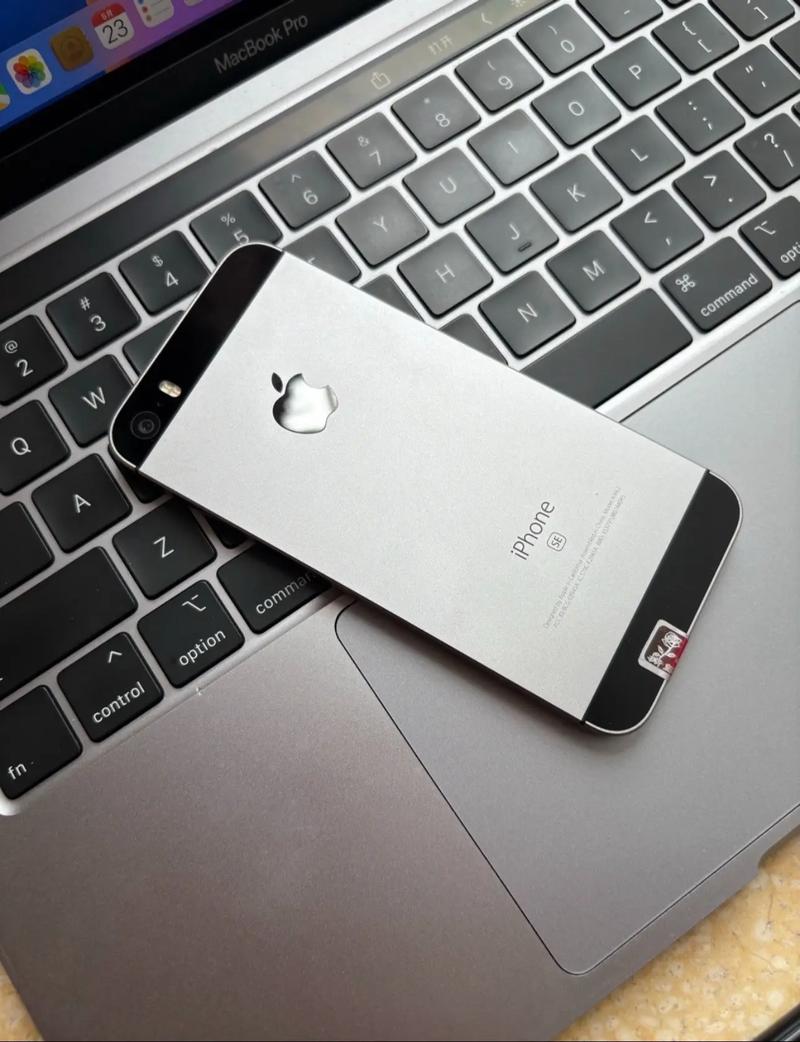 苹果se建议升级ios15吗，iphone se有必要升级ios13吗?？-第4张图片-优品飞百科