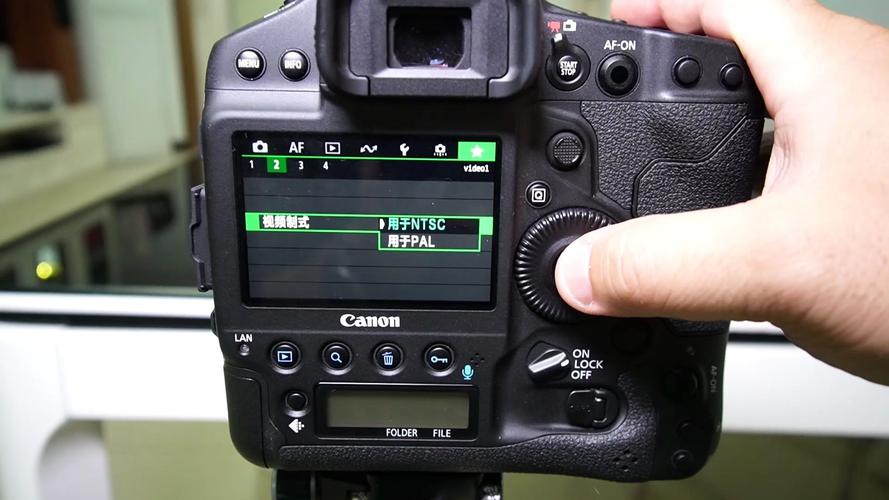 佳能1dx连拍每秒多少张？佳能1dx连拍一次比较多多少张？-第1张图片-优品飞百科