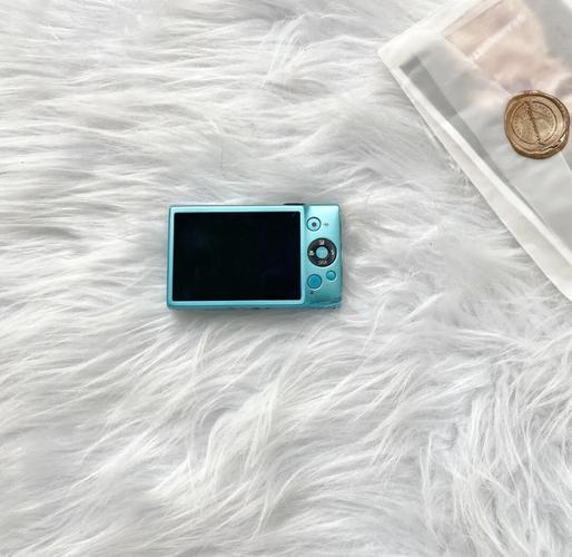 佳能ixus怎么充电，佳能ixus充电器？-第1张图片-优品飞百科