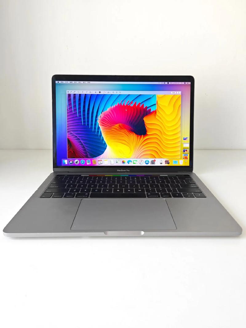 苹果最新笔记本电脑是什么？苹果最新笔记本电脑是什么处理器？-第2张图片-优品飞百科