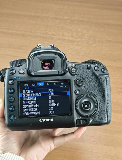 佳能5d3为啥很有名？佳能5d3怎么样?？-第2张图片-优品飞百科