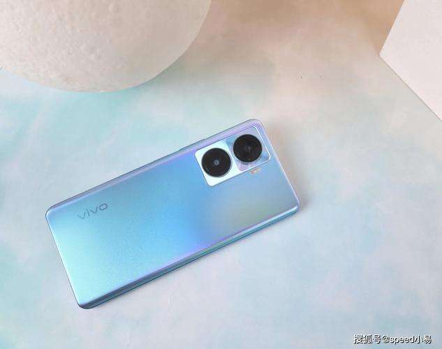 vivoy97参数配置与y77对比，vivoy79和y97外观差别-第3张图片-优品飞百科