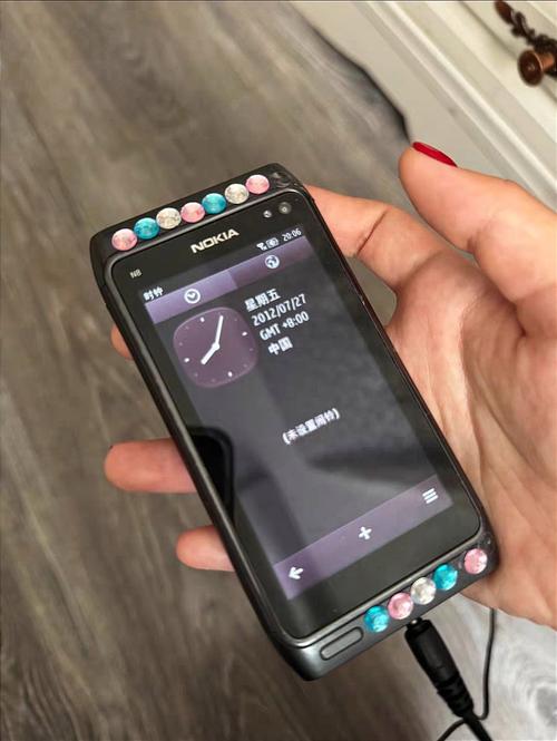 诺基亚n8可以用安卓数据线吗，诺基亚n8可以用安卓数据线吗怎么连接