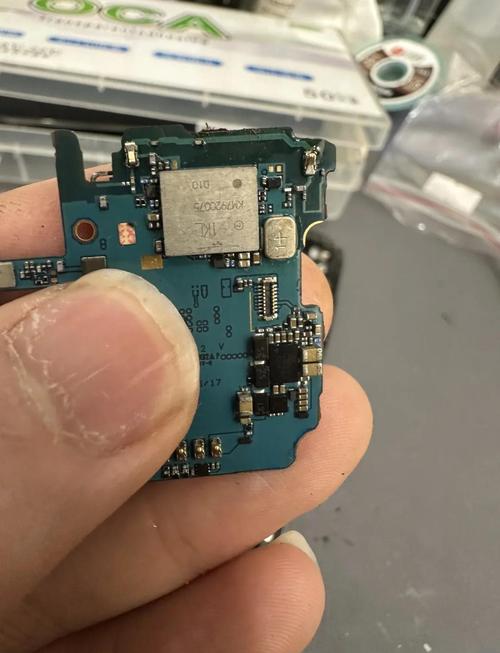 三星s8第二个卡怎么放？三星s8双卡怎么放进去？