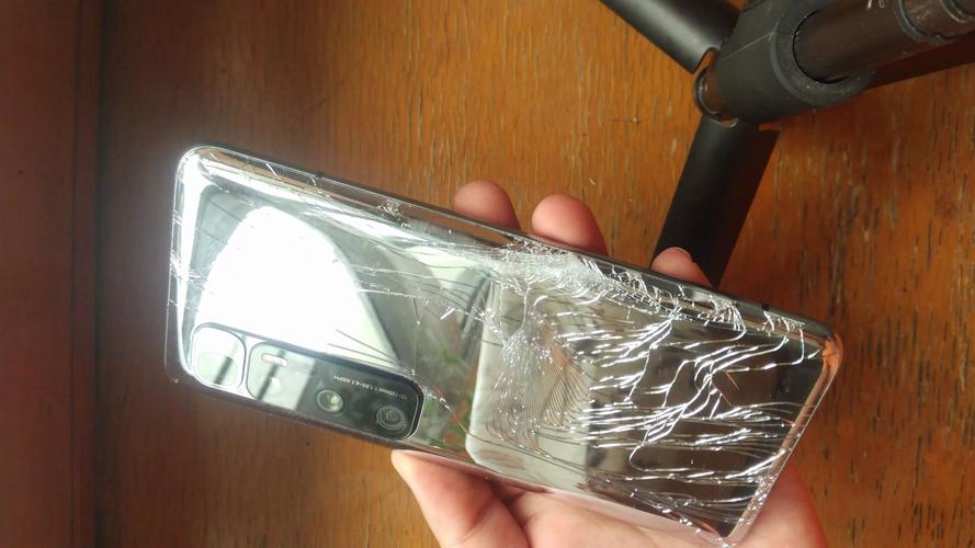 小米10后盖怎么打开？小米10后盖如何打开？