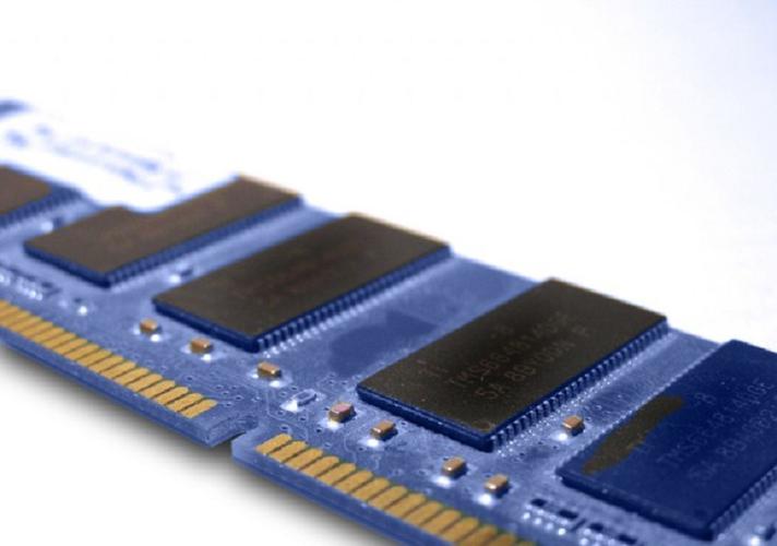 内存储器可分为哪2种？内存储器可分为___ 和_____？