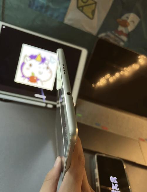 华为平板m3是哪年的，华为平板m3是哪年的产品-第3张图片-优品飞百科