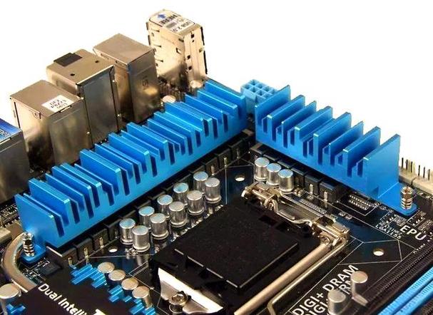 玩游戏主板温度多少度算正常，玩游戏主板60度？-第3张图片-优品飞百科