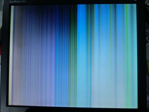 三星电脑显示器黑屏怎么唤醒屏幕，三星电脑显示器黑屏怎么调试？-第4张图片-优品飞百科