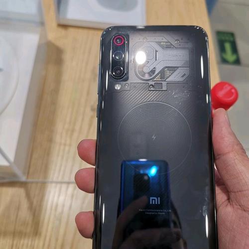 小米9透明尊享版共售出多少，小米9透明尊享版手机贵不贵？-第1张图片-优品飞百科