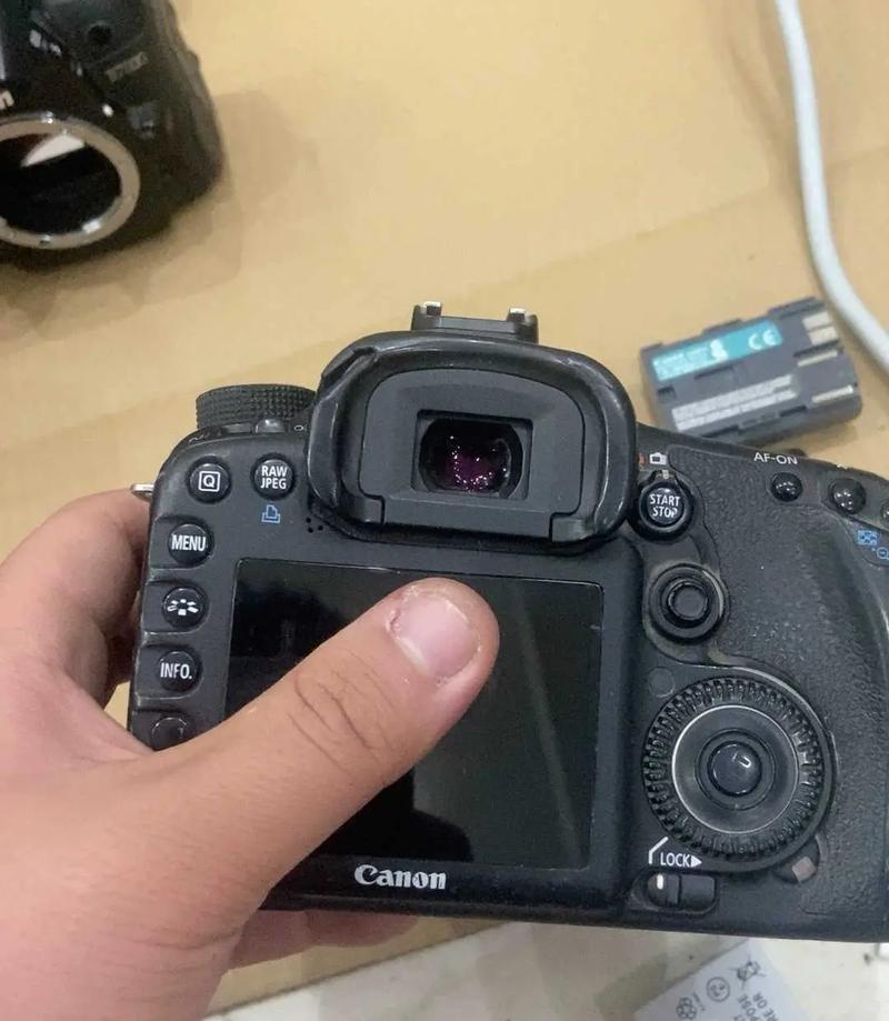 佳能相机算什么档次的，佳能相机是品牌吗-第2张图片-优品飞百科