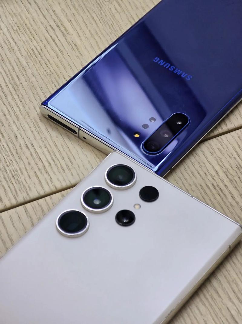 三星note10+和三星note20哪个好,三星note10+对比note20买哪个-第2张图片-优品飞百科 三星note10+和三星note20哪个好,三星note10+对比note20买哪个-第2张图片-优品飞百科