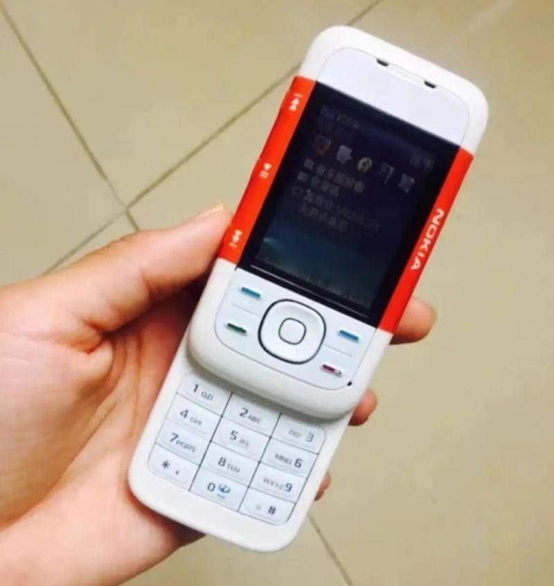 诺基亚5300怎么充电，诺基亚5300充电口是哪个？