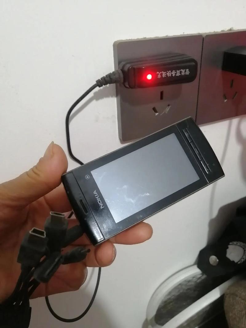 诺基亚5300怎么充电，诺基亚5300充电口是哪个？-第3张图片-优品飞百科