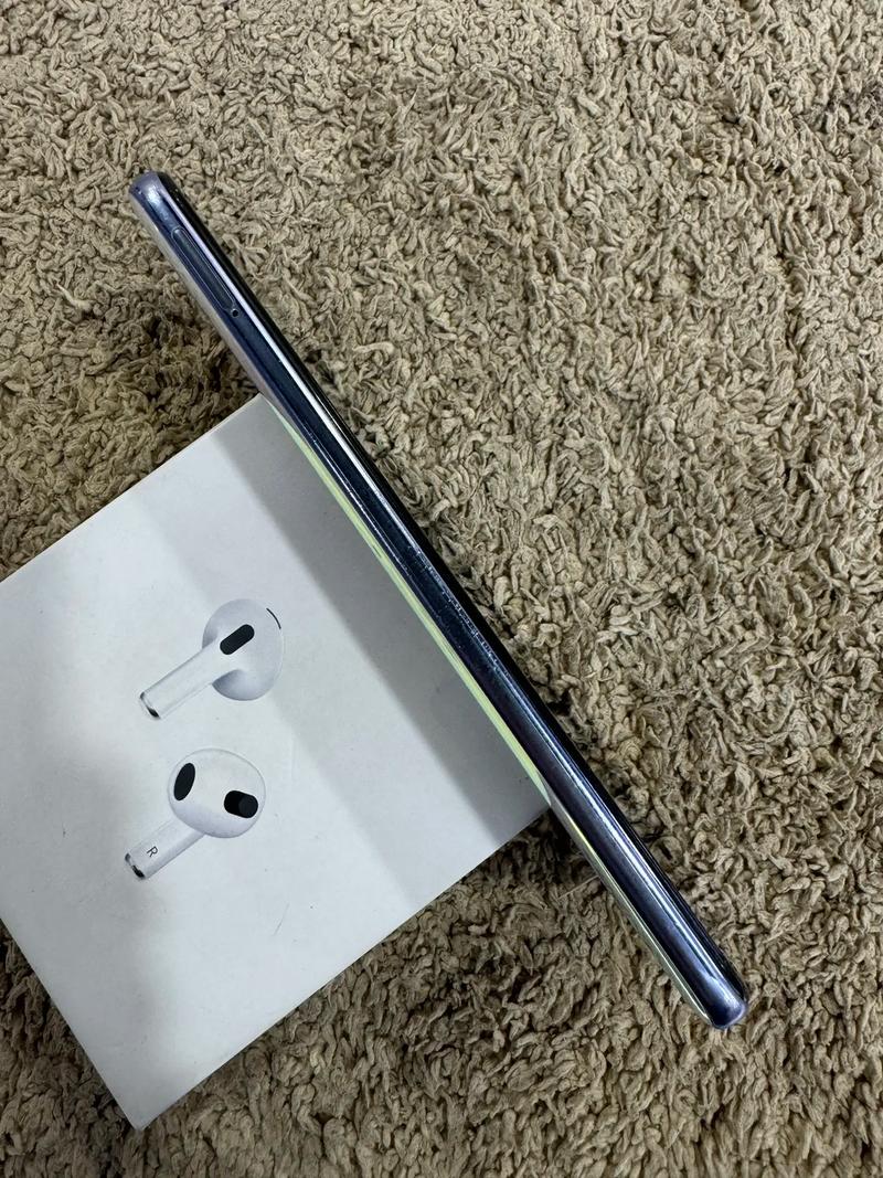 荣耀10x什么屏幕，荣耀10x手机屏幕材质？-第3张图片-优品飞百科