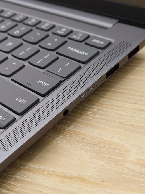 学生用的笔记本电脑推荐不玩游戏，适合学生玩游戏的笔记本-第4张图片-优品飞百科