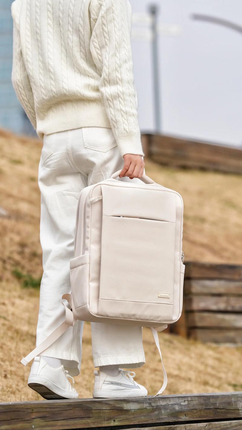 电脑背包推荐，电脑背包推荐品牌？-第2张图片-优品飞百科