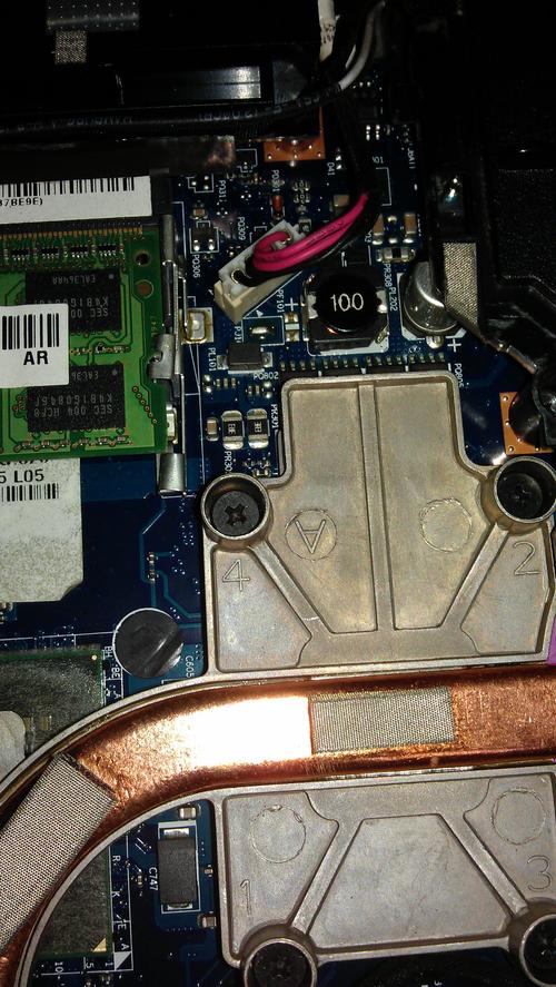 联想z360主板电池在哪个位置，联想z360电源？-第4张图片-优品飞百科