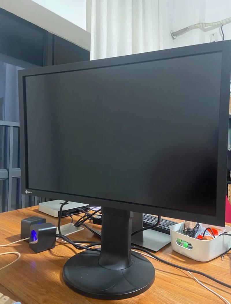 电脑显示器45厘米是多少寸？44cm显示器多少寸？-第1张图片-优品飞百科