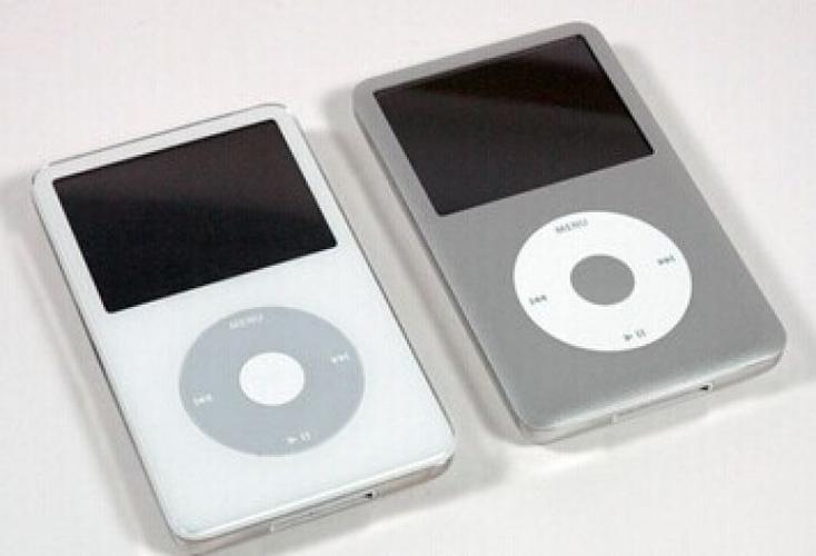 苹果mp4最老款？苹果最早的mp4？-第3张图片-优品飞百科