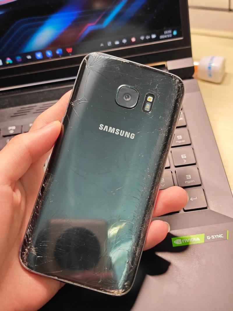 三星s7edge是用什么屏幕？三星 s7edge？-第3张图片-优品飞百科