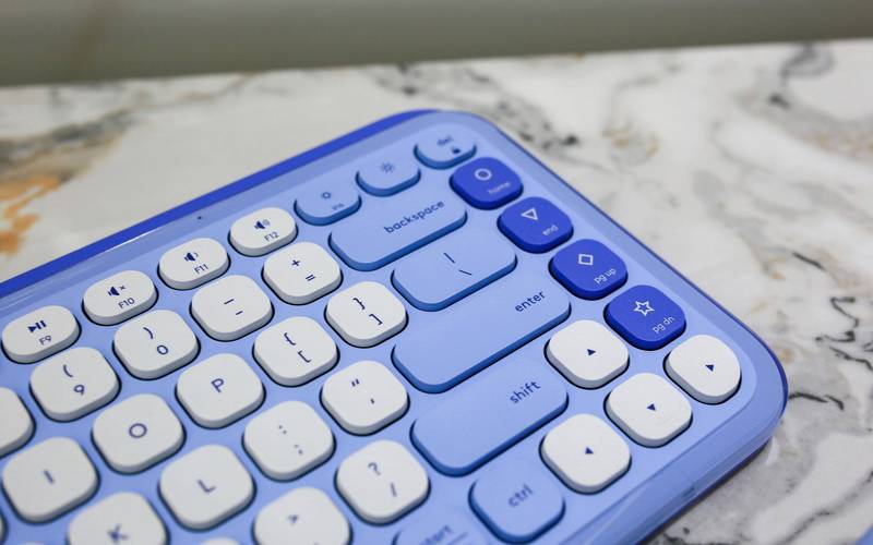 游戏薄膜键盘推荐？薄膜键盘打游戏舒服吗？-第2张图片-优品飞百科