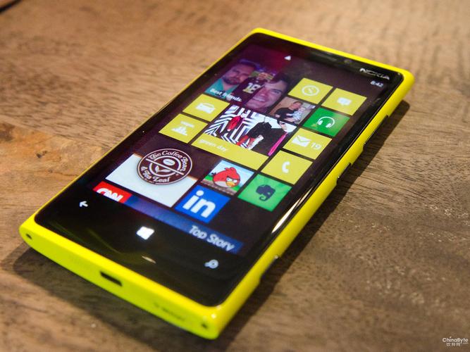 诺基亚925怎么样？诺基亚925测评？-第4张图片-优品飞百科