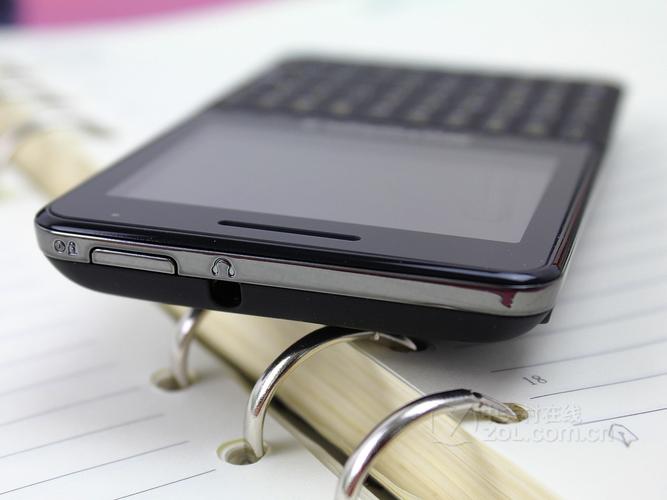 摩托罗拉ex226键盘解锁方法，摩托罗拉手机键盘锁怎么设置？-第2张图片-优品飞百科