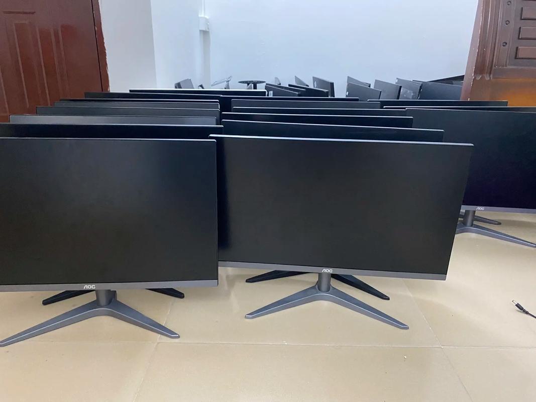 2217v显示器什么面板，21 显示器-第2张图片-优品飞百科