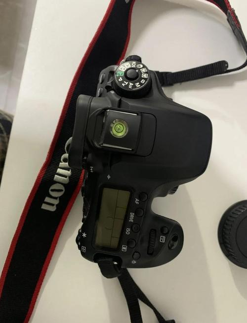 佳能80d单反多少钱，佳能80d多少钱了-第4张图片-优品飞百科