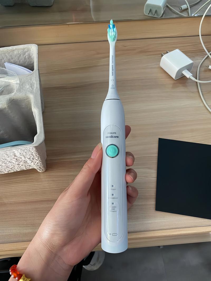 飞利浦电动牙刷功能介绍？飞利浦电动牙刷的使用说明？-第3张图片-优品飞百科