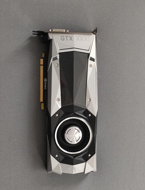 丽台fx5800相当于什么显卡？丽台fx5800还能用么？