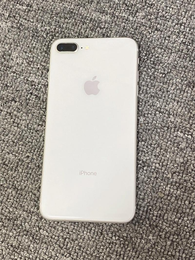 iphone8plus多少钱现在实体店，苹果8p多少钱实体店-第2张图片-优品飞百科