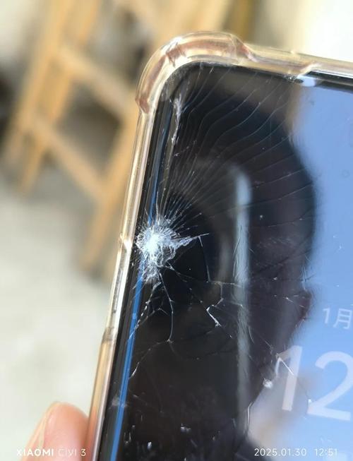 oppoa77屏幕碎了多少钱？oppoa7x屏幕碎了多少钱？-第2张图片-优品飞百科