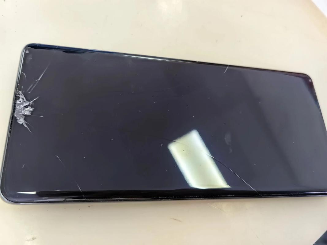 oppor17换个屏幕多少钱?，oppor17换个手机屏多少钱？-第4张图片-优品飞百科