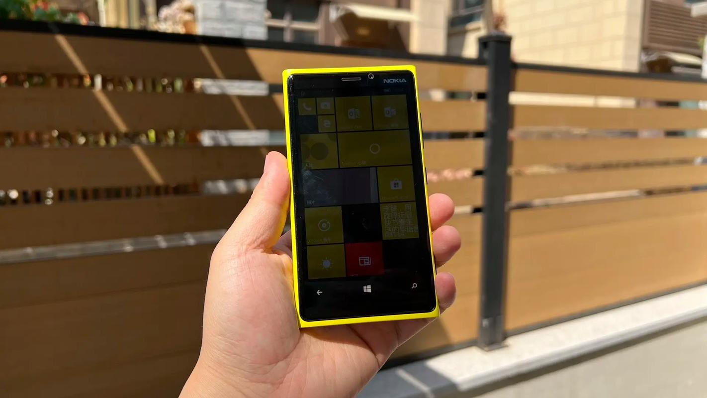 诺基亚920好玩吗？诺基亚920 925？-第2张图片-优品飞百科