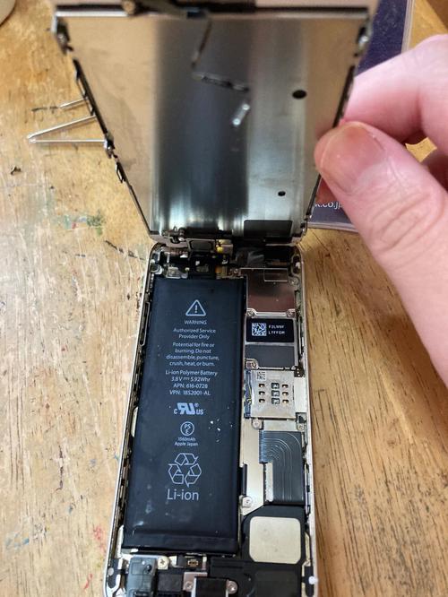 苹果5s怎么拆卸教程，iphone5s拆卸教程-第2张图片-优品飞百科