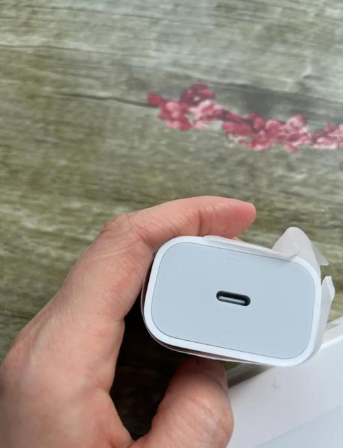 苹果13有必要买原装充电头吗,苹果13充电头必须买原装的吗-第2张图片-优品飞百科 苹果13有必要买原装充电头吗,苹果13充电头必须买原装的吗-第2张图片-优品飞百科