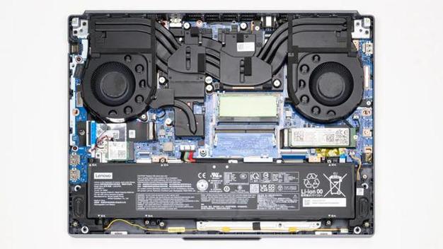 电脑cpu在什么位置？电脑的cpu在哪儿？-第1张图片-优品飞百科