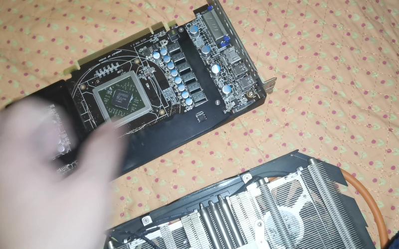 显卡怎么判断需要换硅脂，如何看显卡有无拆修-第3张图片-优品飞百科