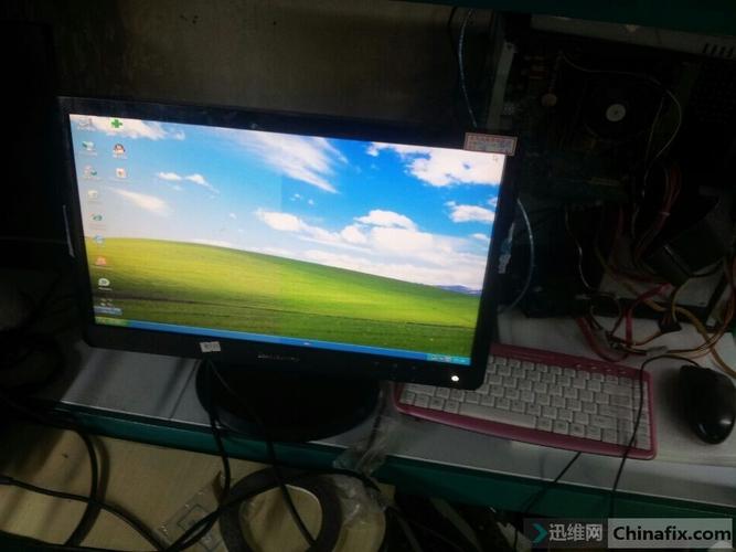 联想一体机白屏怎么回事，联想一体机2015年白色-第1张图片-优品飞百科