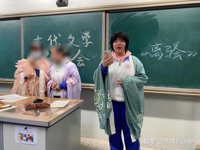 广角镜头会把人拍丑吗？广角镜头能不能拍人像？-第2张图片-优品飞百科