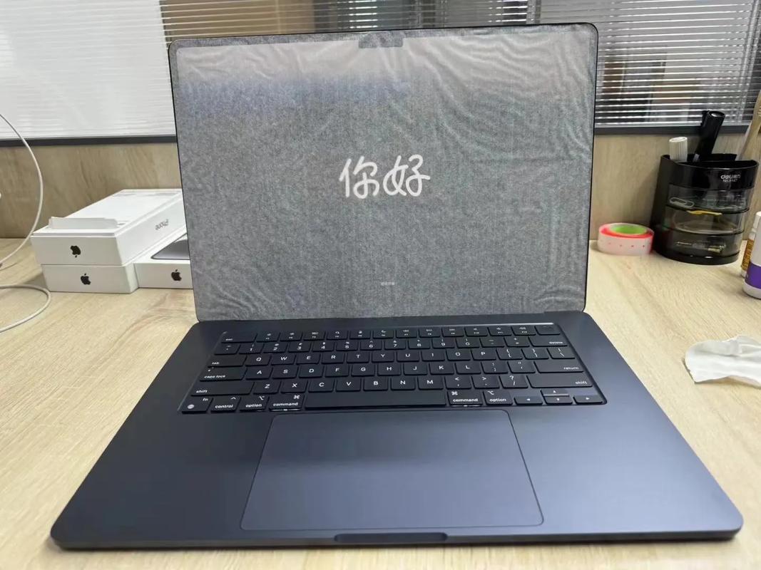 2012年的笔记本电脑还能用吗，12年笔记本电脑现在值多少钱?？-第1张图片-优品飞百科