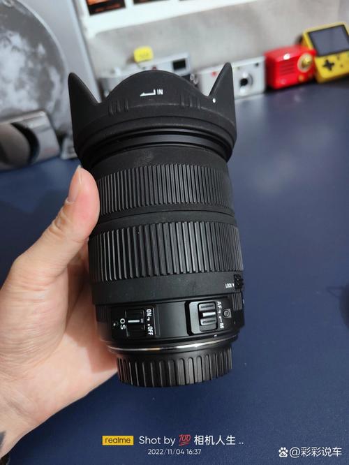 适马18200和佳能18200哪个好?？适马18200和佳能18200？-第3张图片-优品飞百科