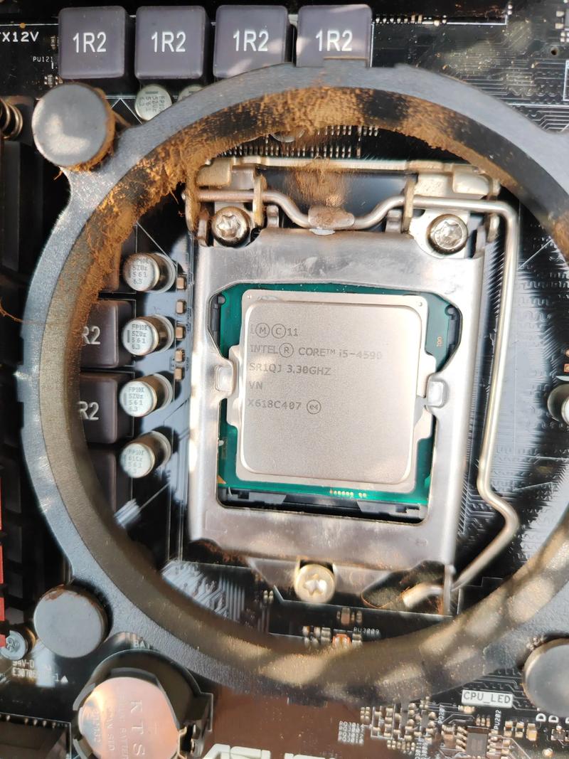 英特尔酷睿i5能玩吃鸡吗，英特尔酷睿i5cpu能玩什么游戏？-第2张图片-优品飞百科